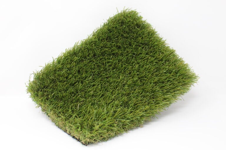 A close view of Majestic 70 artificial turf